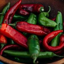 30 Seeds Hot Hatch Big Jim Chili Pepper - Capsicum annuum - Heirloom Mild Heat Pepper for Gardening and Flavorful Harvests
