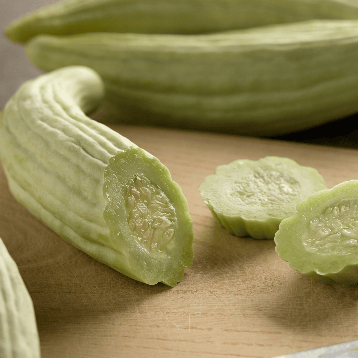 Armenian Yard-Long Cucumber Seeds – 30 Pack – Heirloom Vegetable Seeds – Cucumis melo var. flexuosus