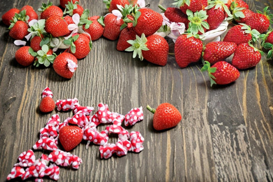 Cavendish Strawberry Roots – Fragaria × ananassa, Perennial Fruit Plant for Garden & Containers